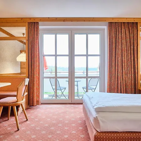 Отель Strandhotel Seehof Ланглау