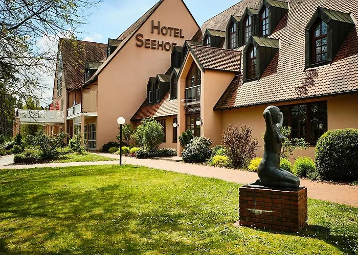 Strandhotel Seehof Langlau
