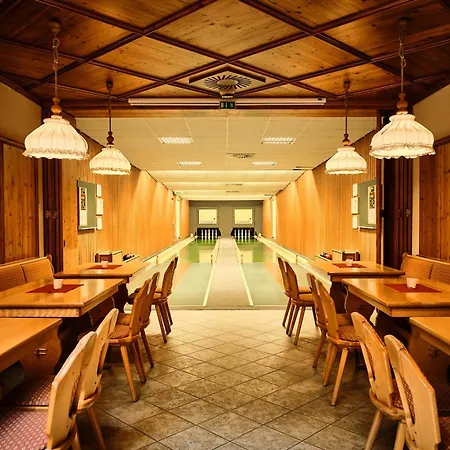 塞霍夫斯特兰德酒店 4* 兰格劳