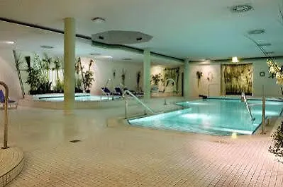 Otel Strandhotel Seehof Langlau